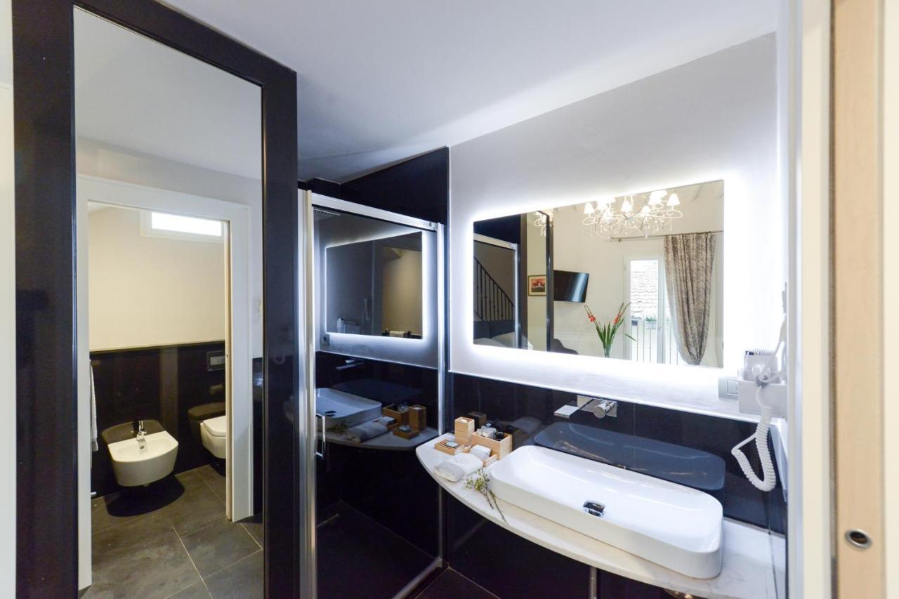 Duomo Suites Firenze Eksteriør bilde